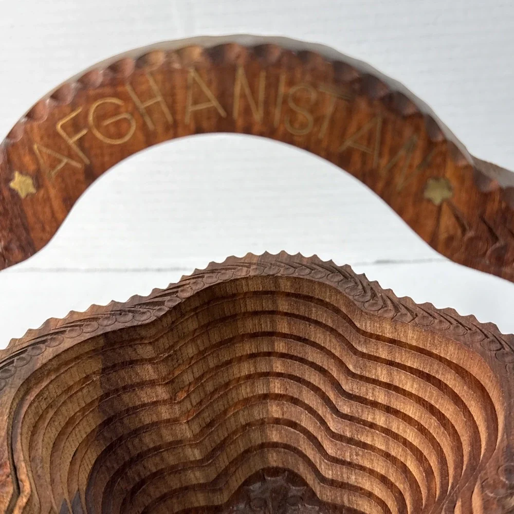 VTG.Folding Spiral Collapsible Wooden Swivel To Close. Afghanistan. bowl 7.5